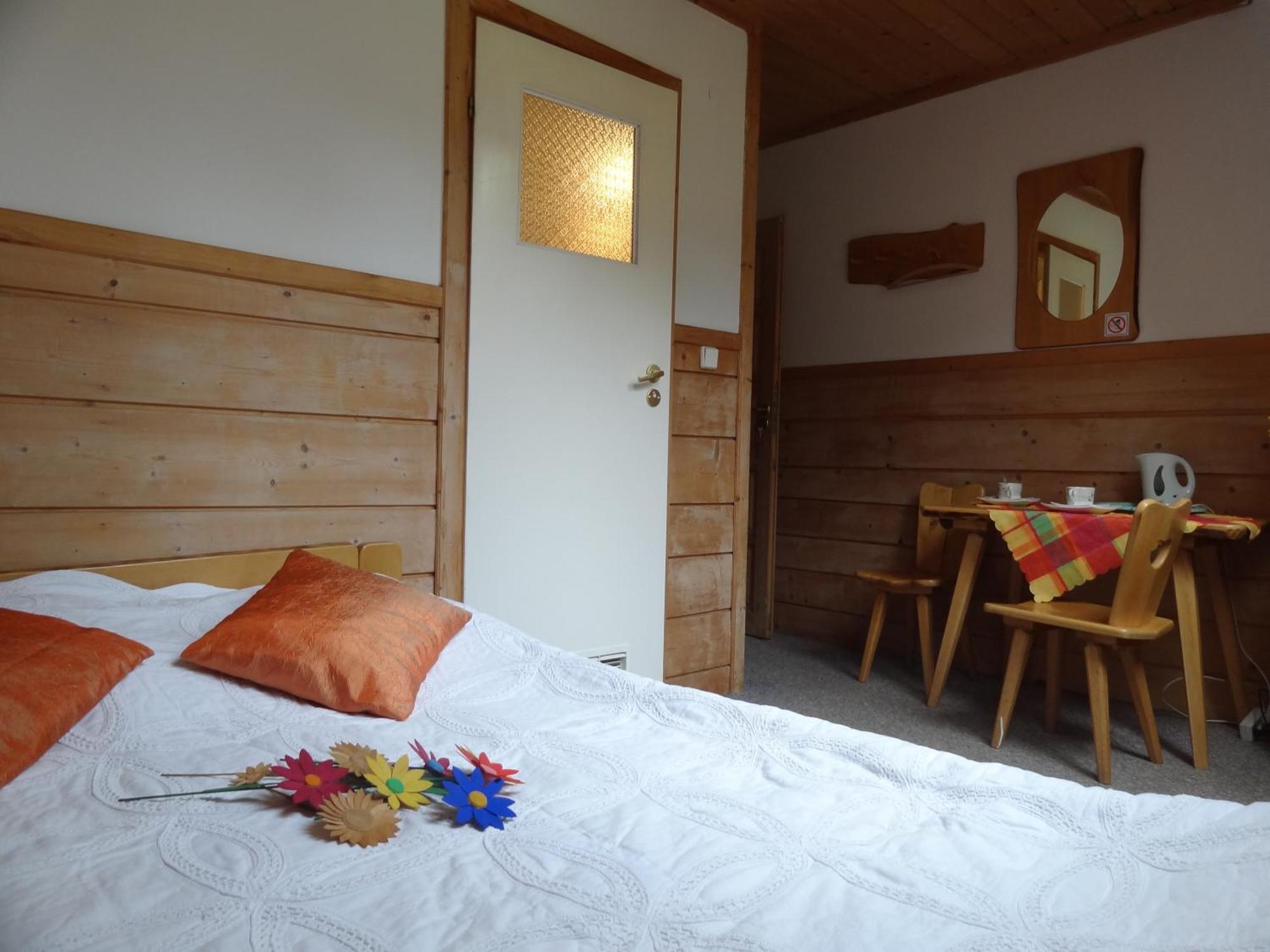 Camping Harenda Pokoje Goscinne I Domki Zakopane Buitenkant foto